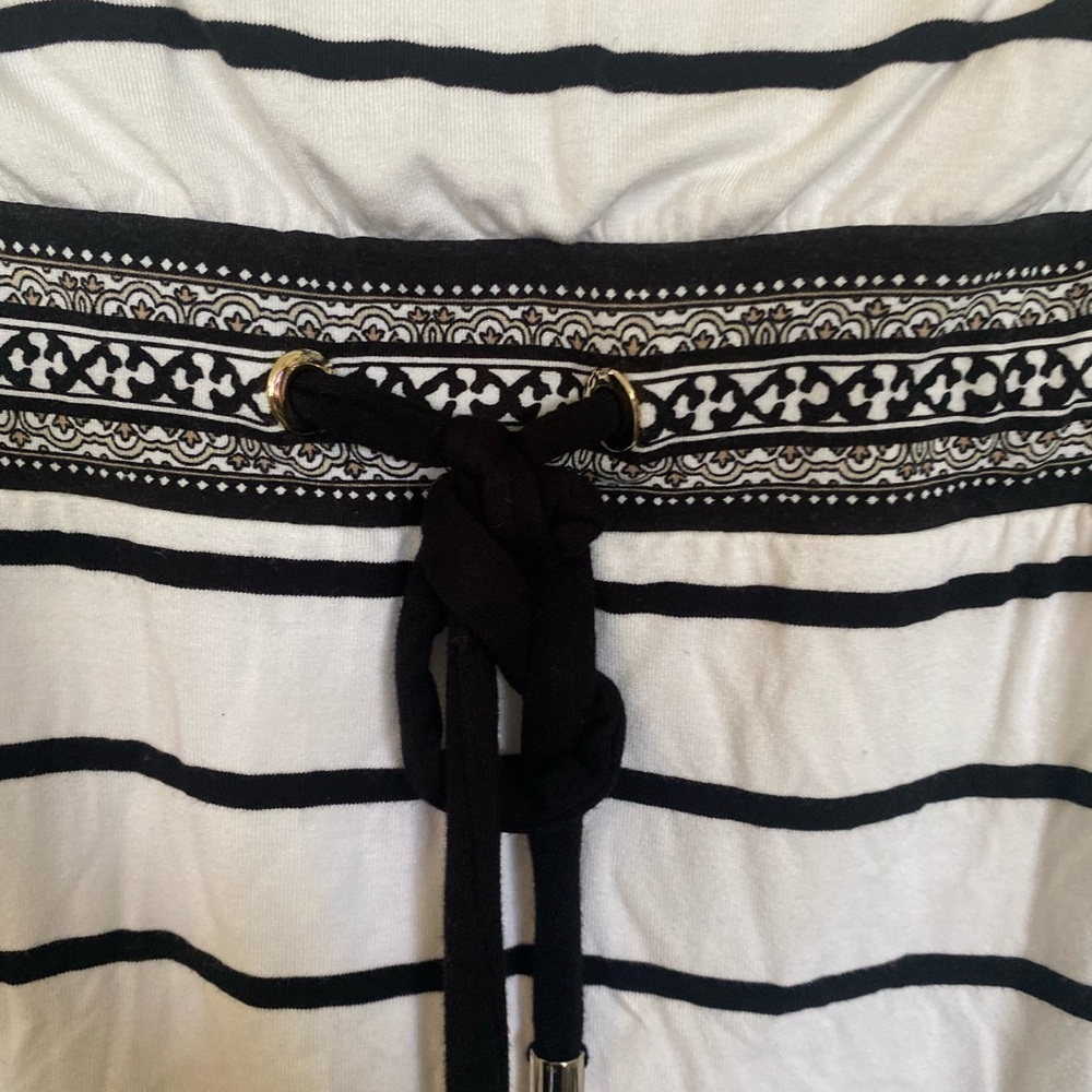 White House, Black market, small strapless mini dress - Picture 3 of 6